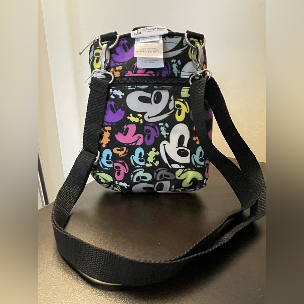 Authentic Disney Parks Mickey Mouse Cross Body Purse